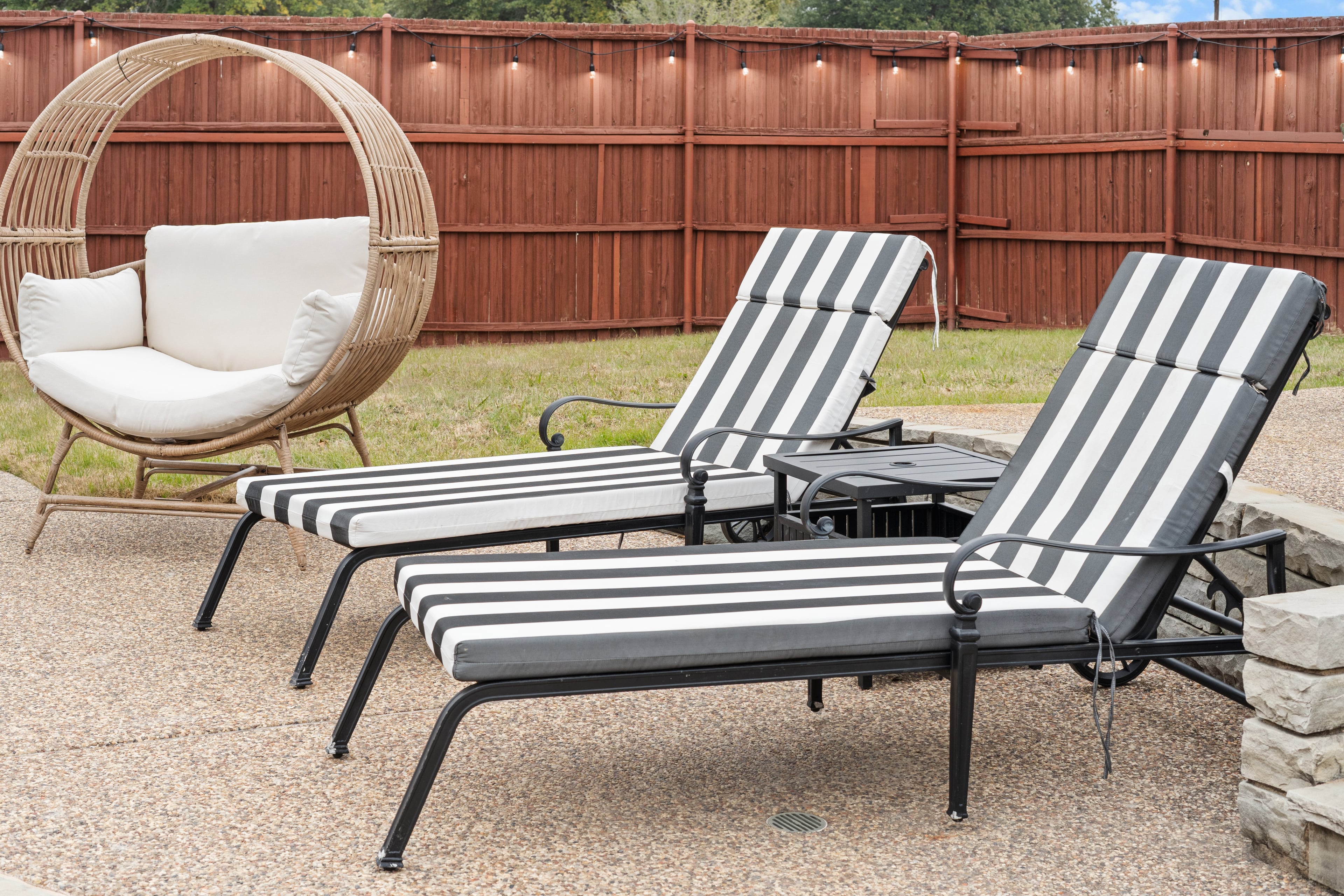 Backyard - Backyard Chaise Lounges 2