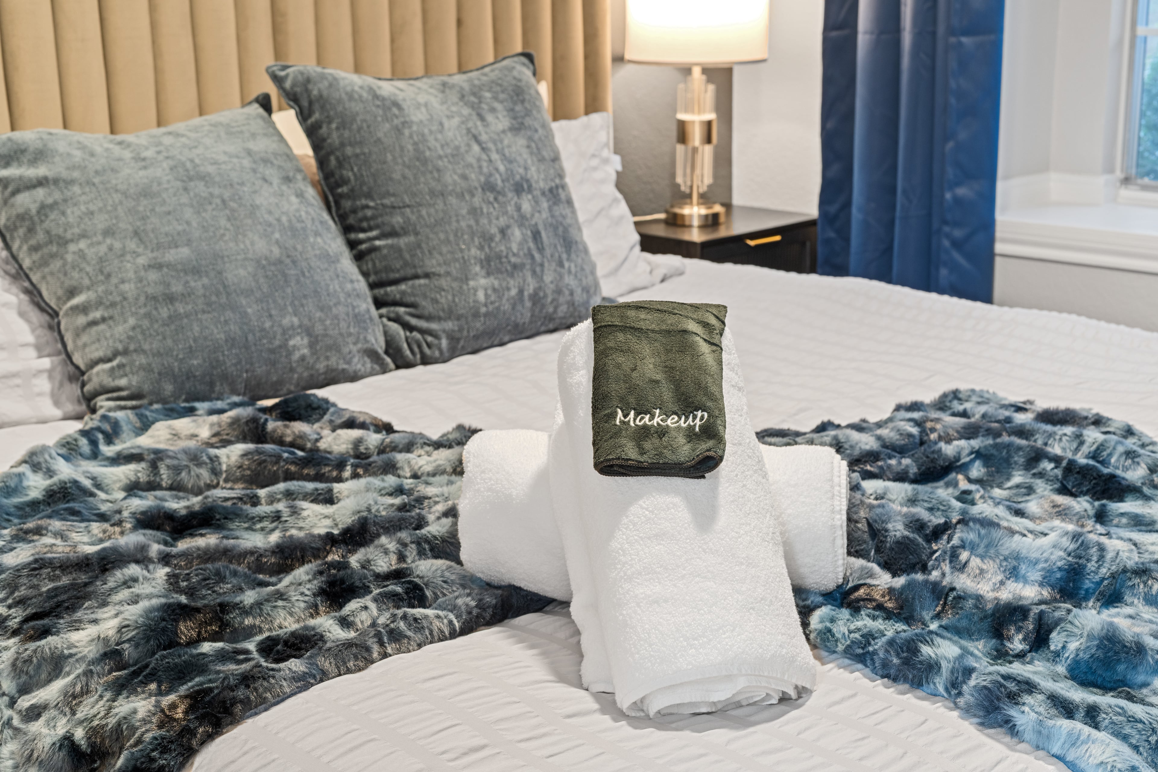 King Bedroom - King Bedroom 4