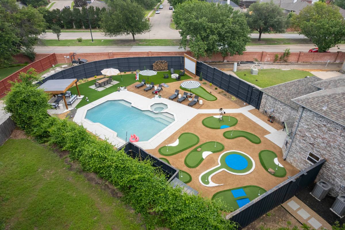 Backyard - Backyard Drone 4