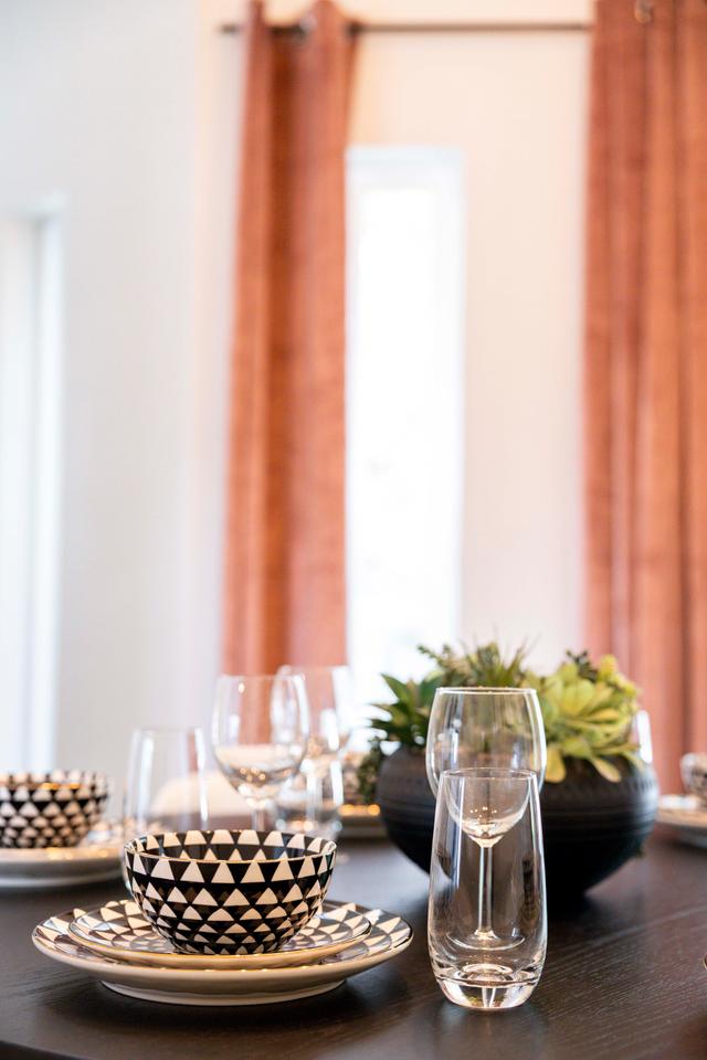 Dining Room - Dining Room 4