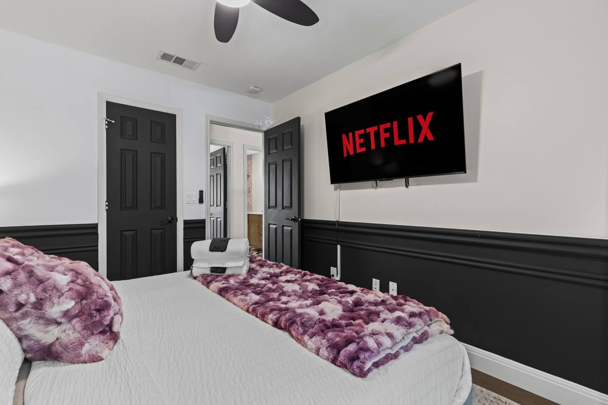 King Bedroom - King Bedroom 3