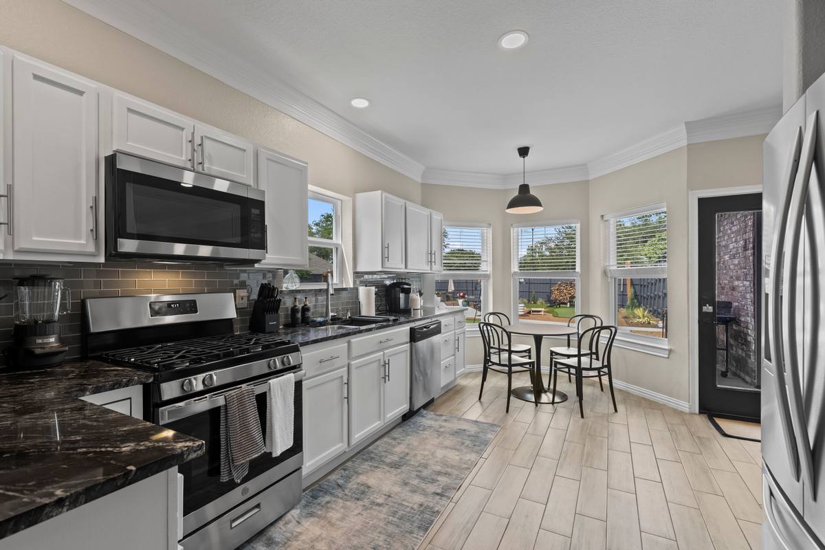 Kitchen - Kitchen 5