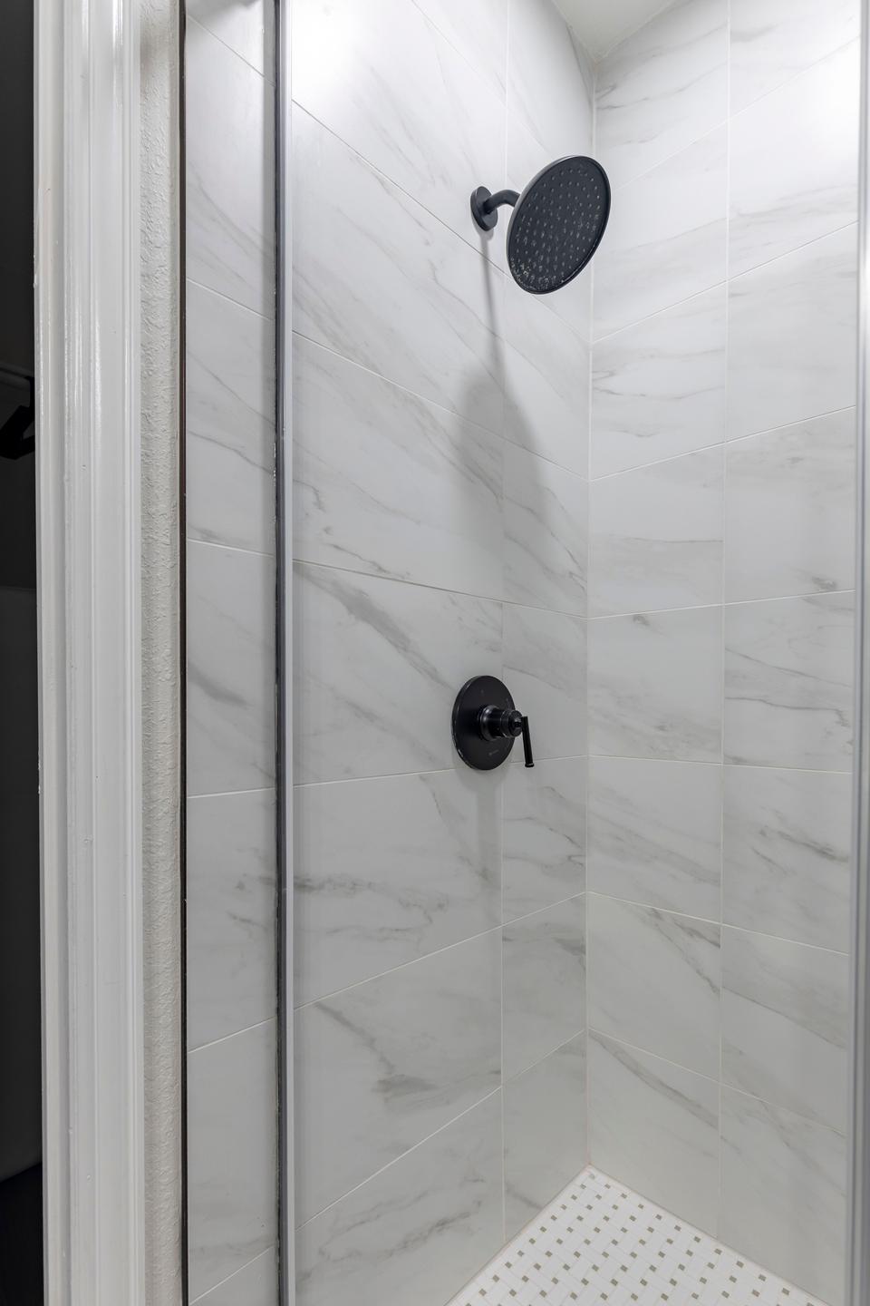 Master Bathroom - Master Bathroom 3