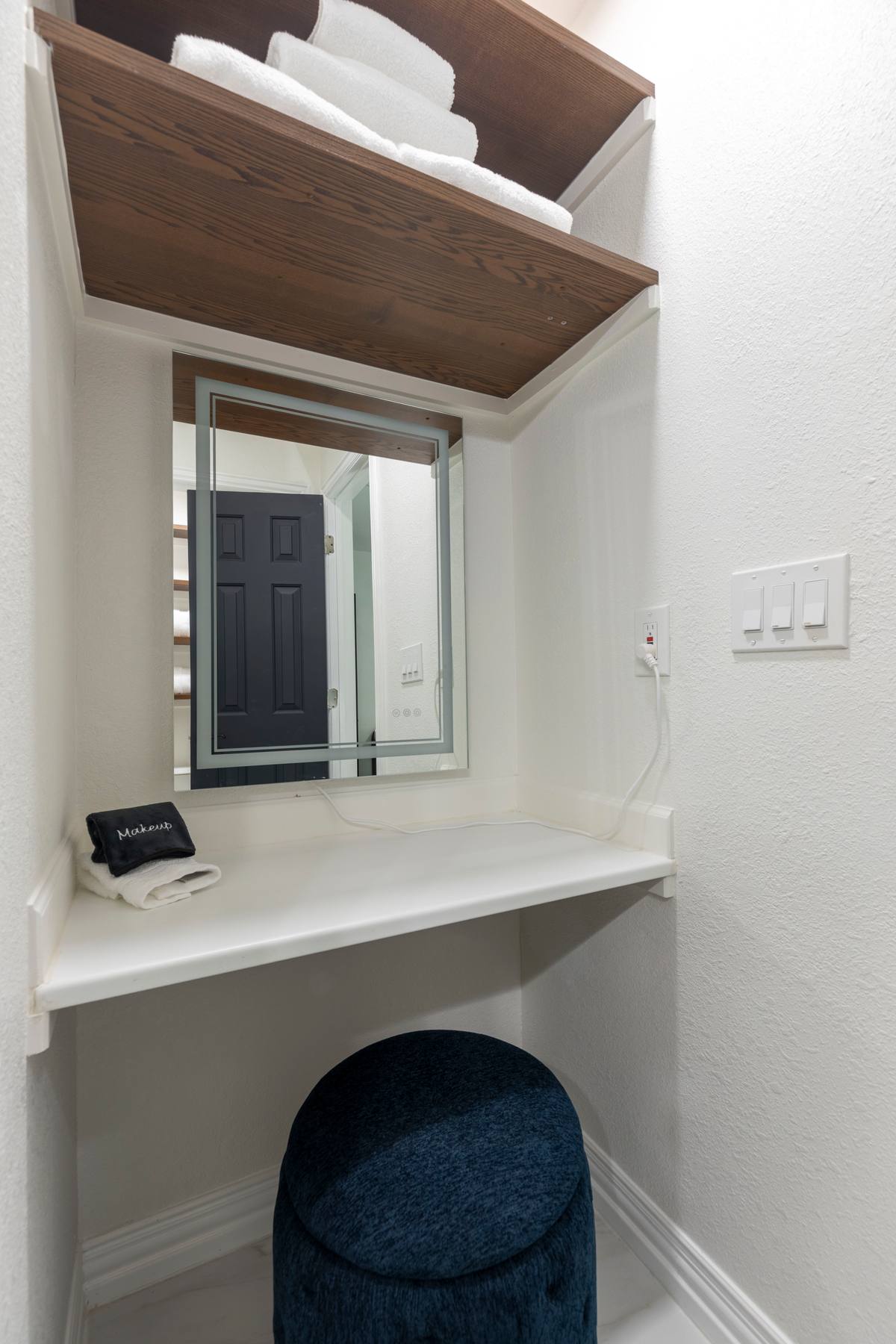 Master Bathroom - Master Bathroom 5