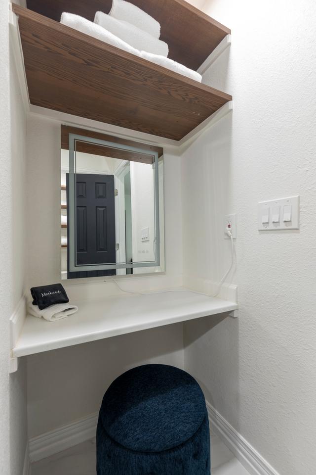 Master Bathroom - Master Bathroom 5