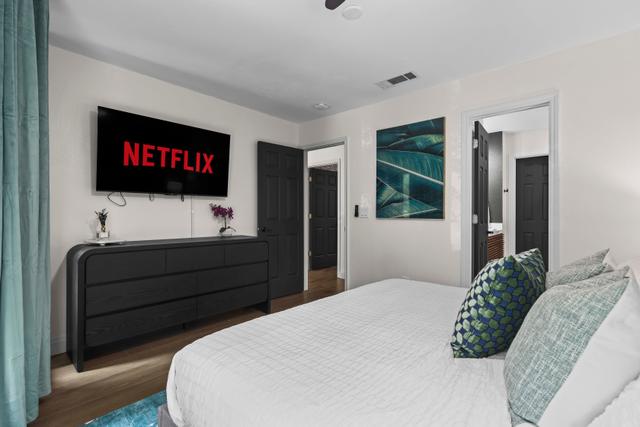 Master Bedroom - Master Bedroom 3