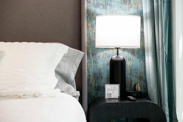 Master Bedroom - Master Bedroom 6