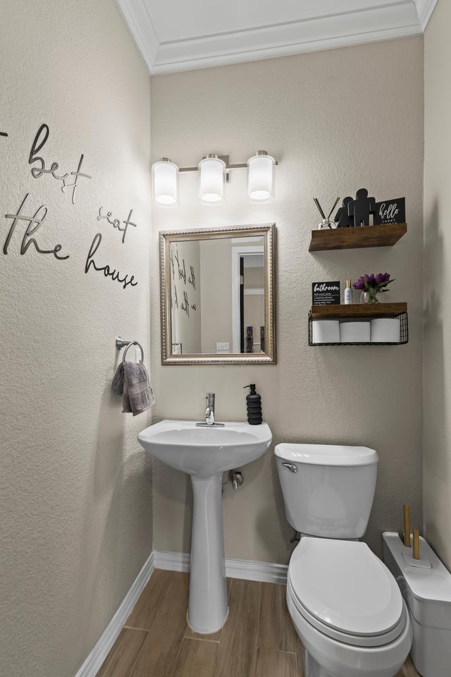 Powder Bathroom - Powder Bathroom 1