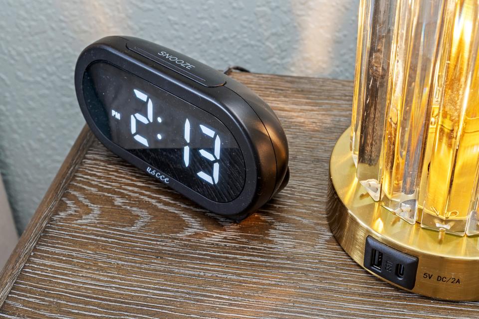 Amenity - amenity usb clock 01