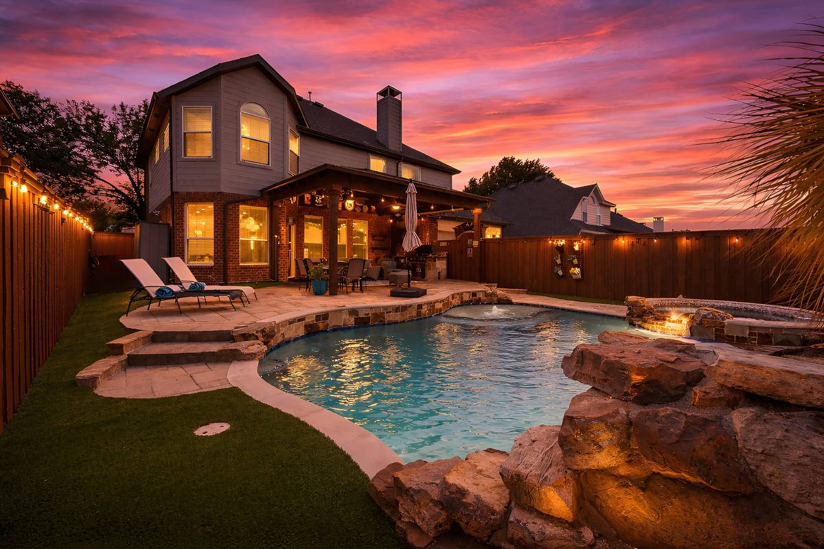 The Indigo Oasis Backyard & Pool – Backyard Pool Dusk 2