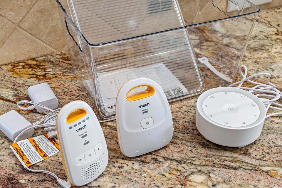 Child - child monitors 01