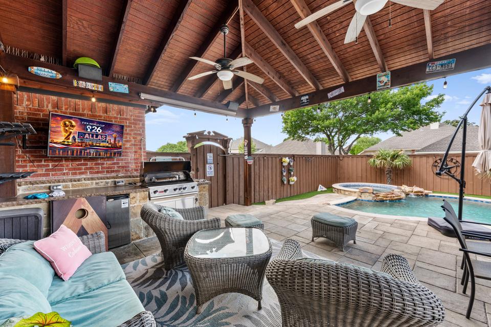 Covered - covered patio 02
