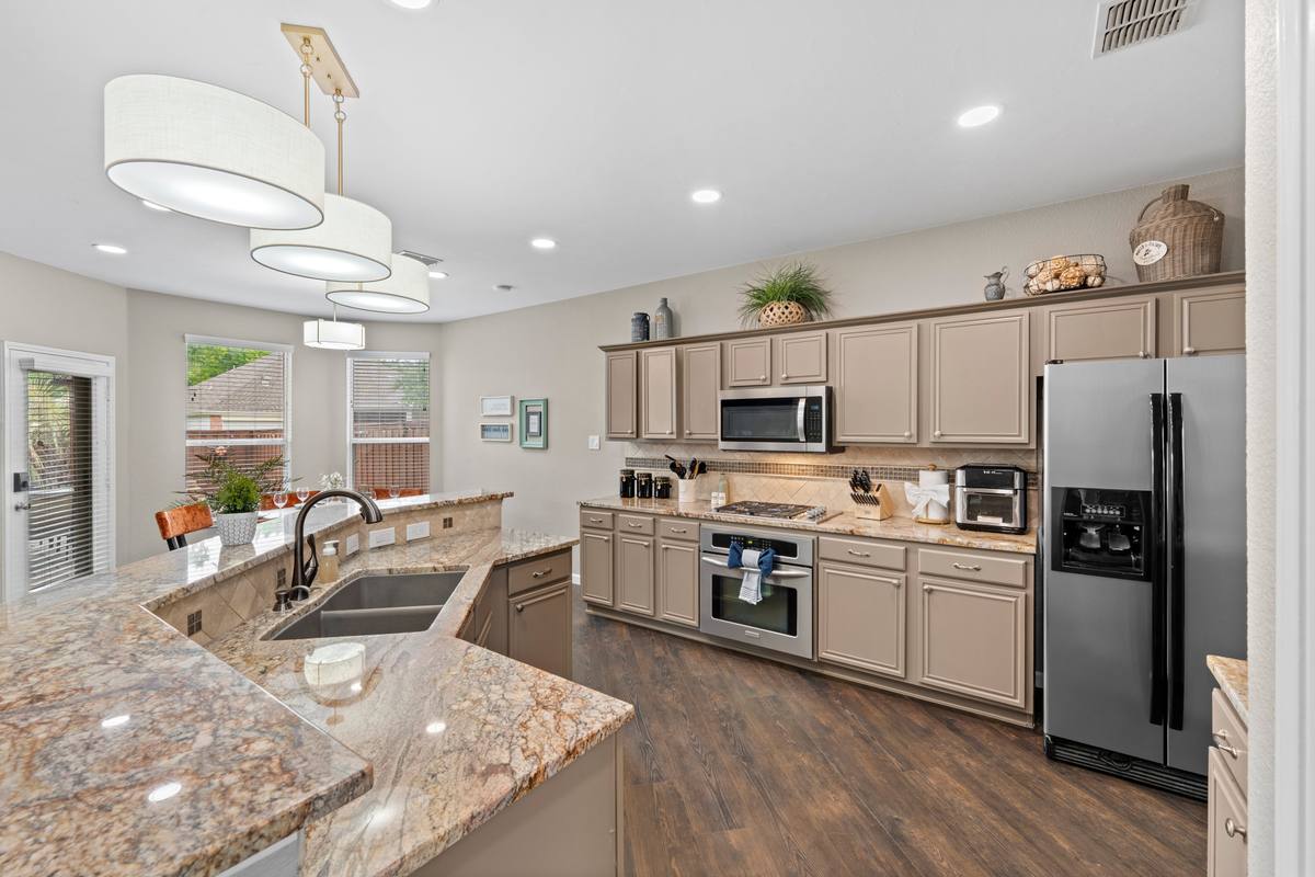 The Indigo Oasis Kitchen – Kitchen 3