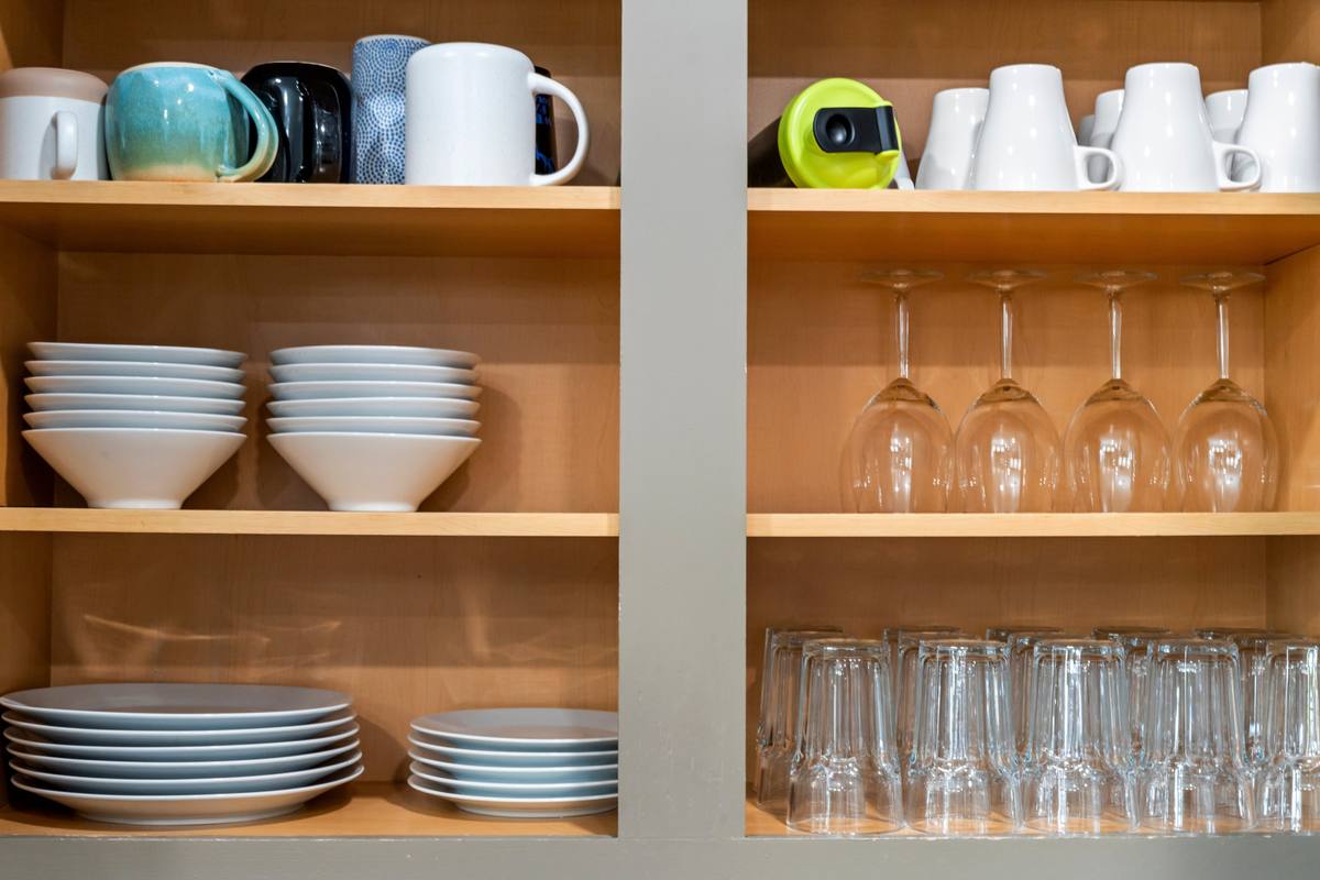 The Indigo Oasis Kitchen – Kitchen Dishes 1