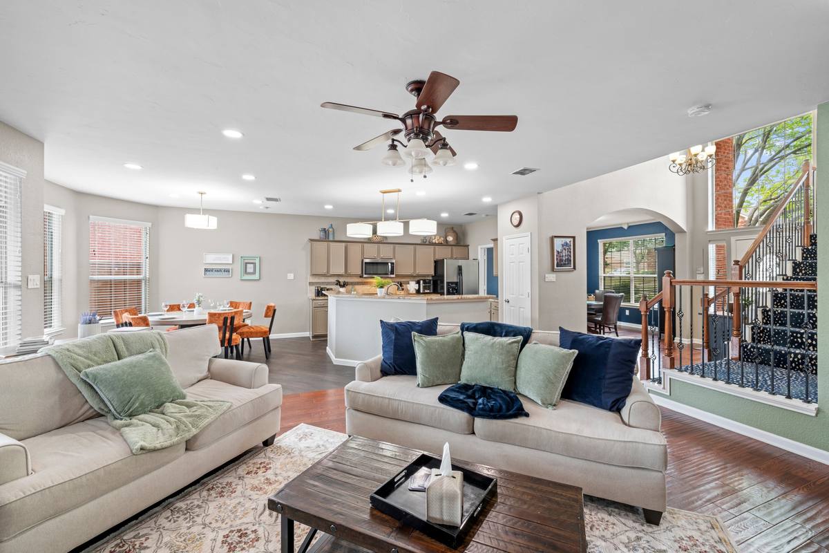 The Indigo Oasis Living Room – Living Room 2