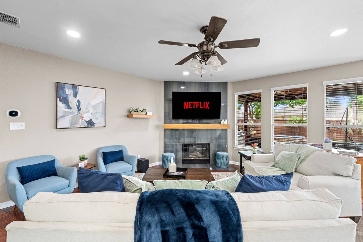 The Indigo Oasis Living Room – Living Room 5