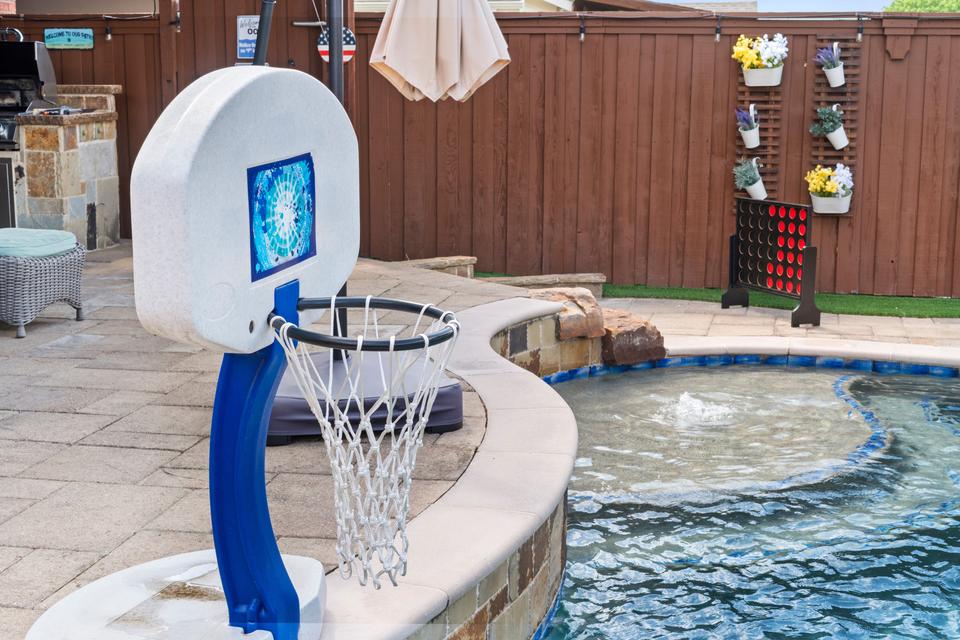 Pool - pool basketball 01