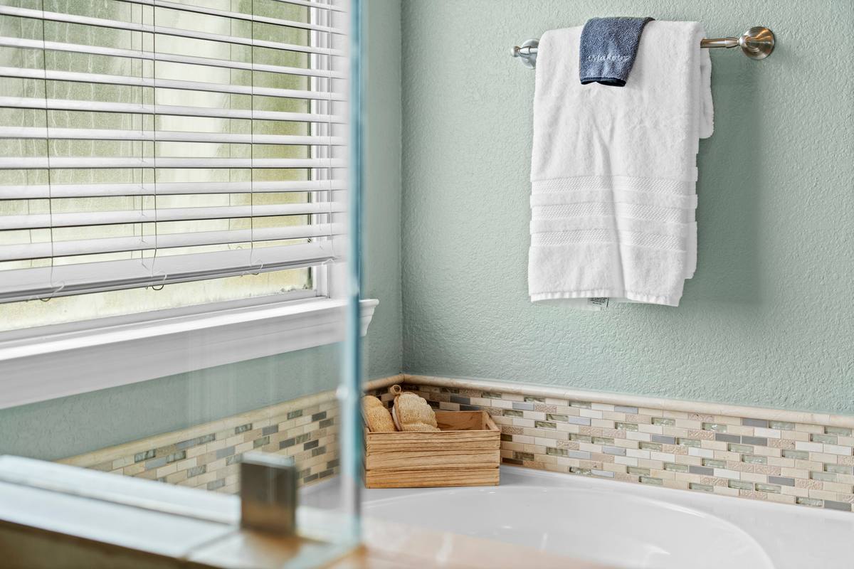 The Indigo Oasis Primary Bathroom – Primary Bathroom Tub 3