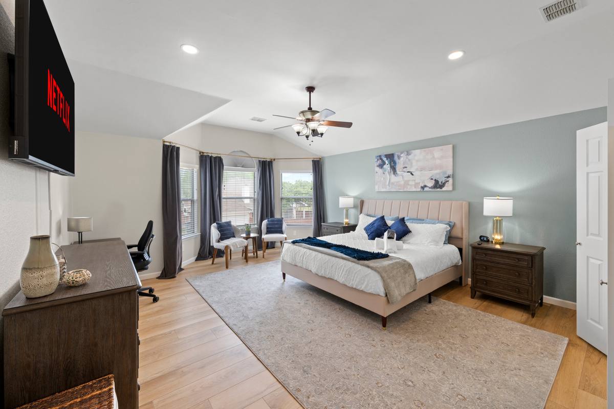 The Indigo Oasis Primary Bedroom – Primary Bedroom 6