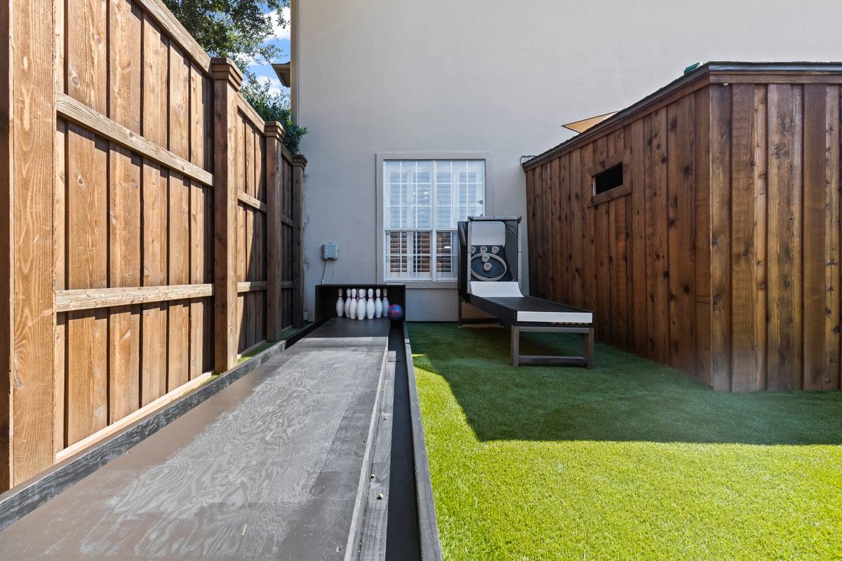 Backyard – Games 4
