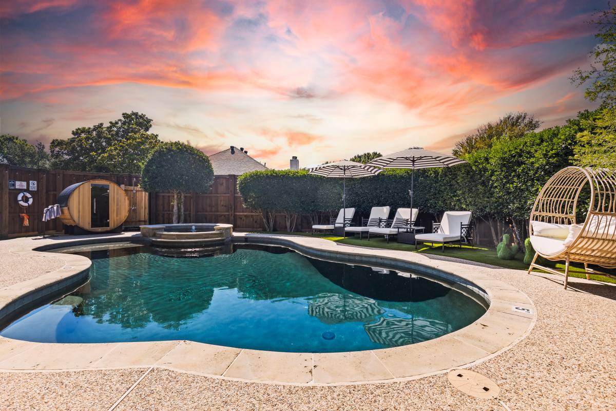 Backyard – Pool 5