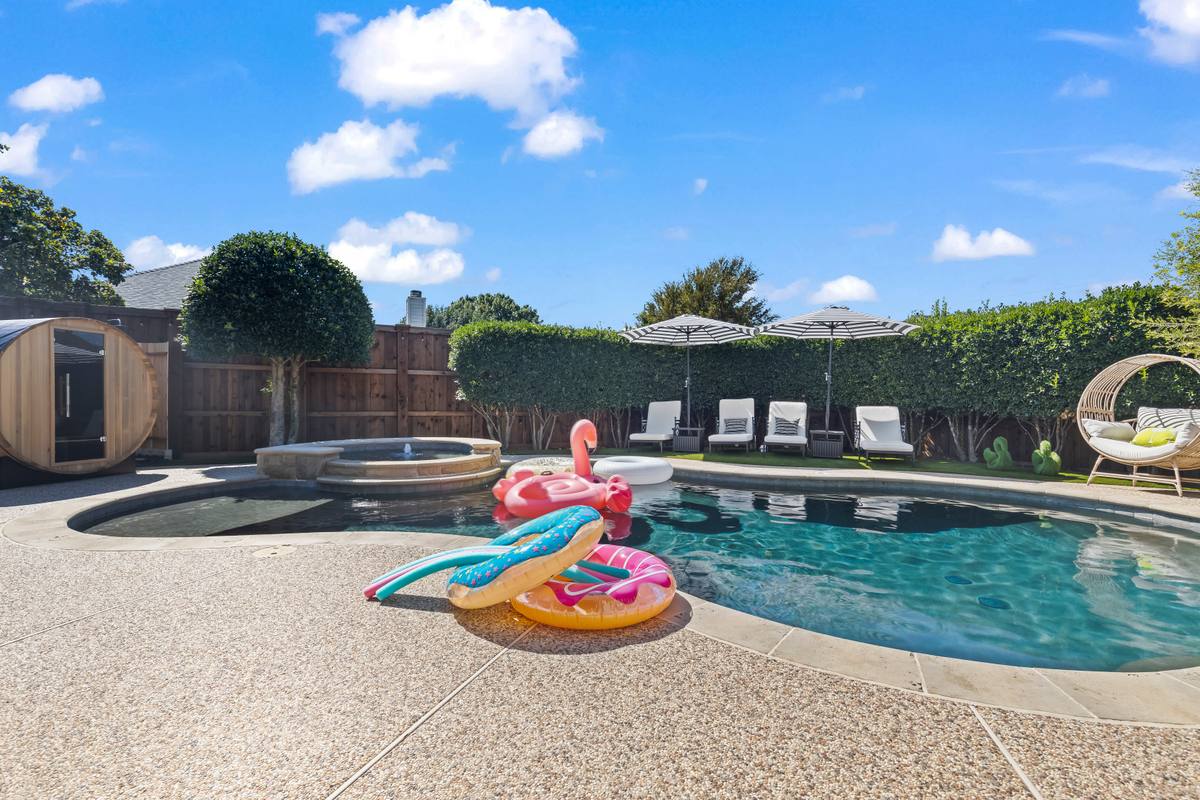 Backyard – Pool 6
