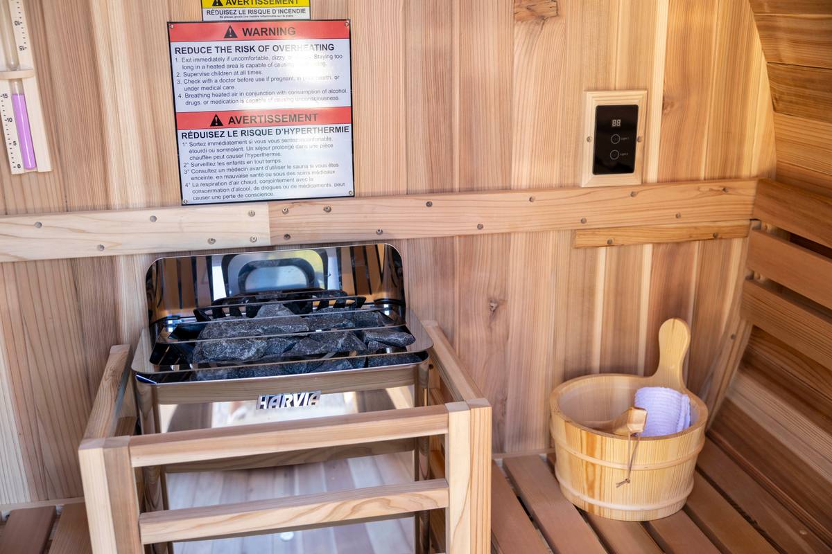 Backyard – Sauna 2