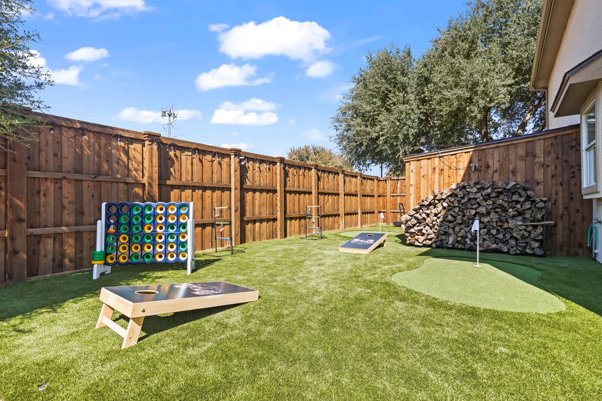 Backyard – Games 1