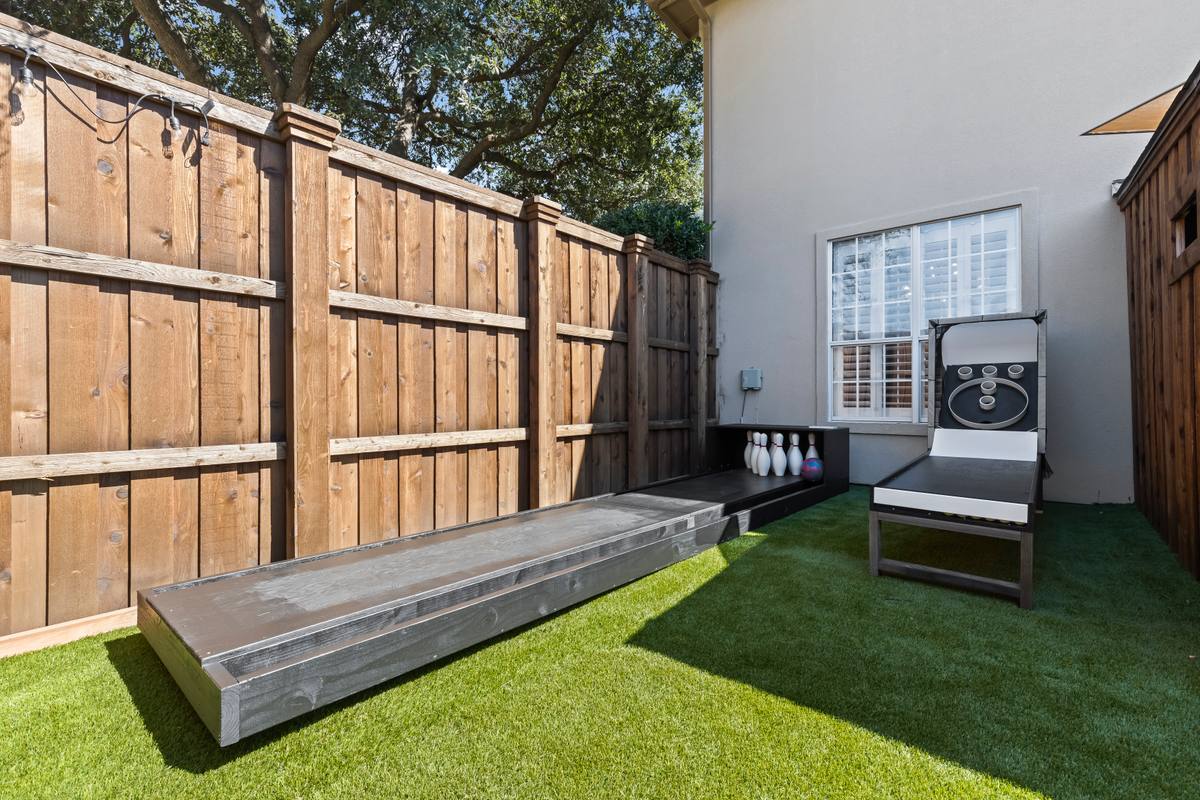 Backyard – Games 3