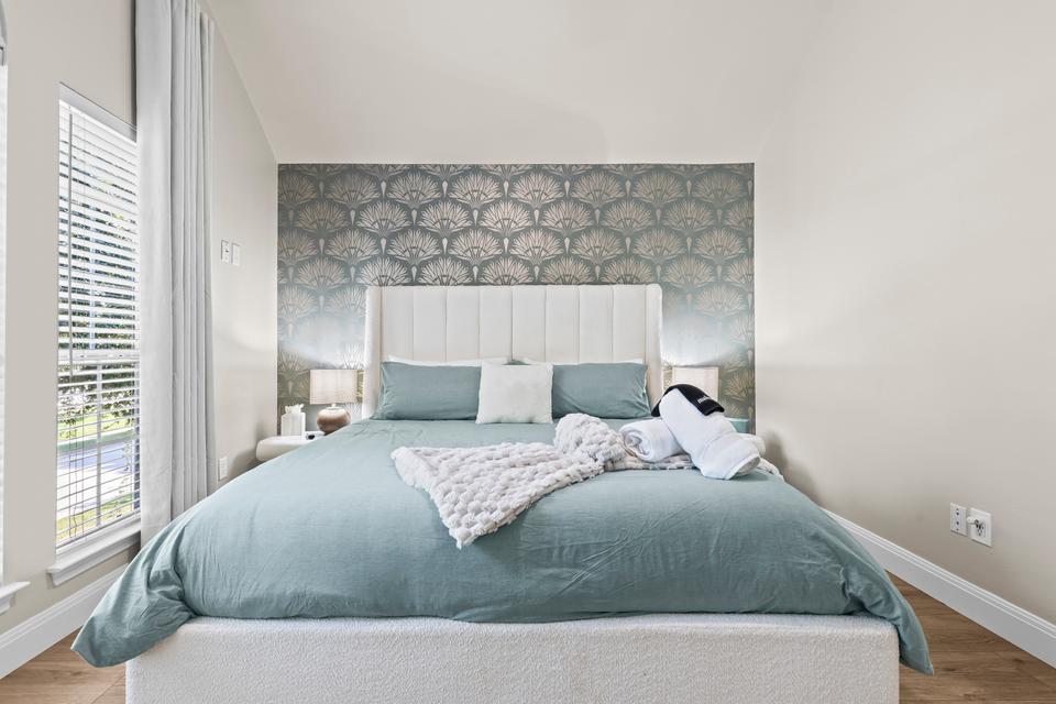 King Bedroom Green - King Bedroom Green 2