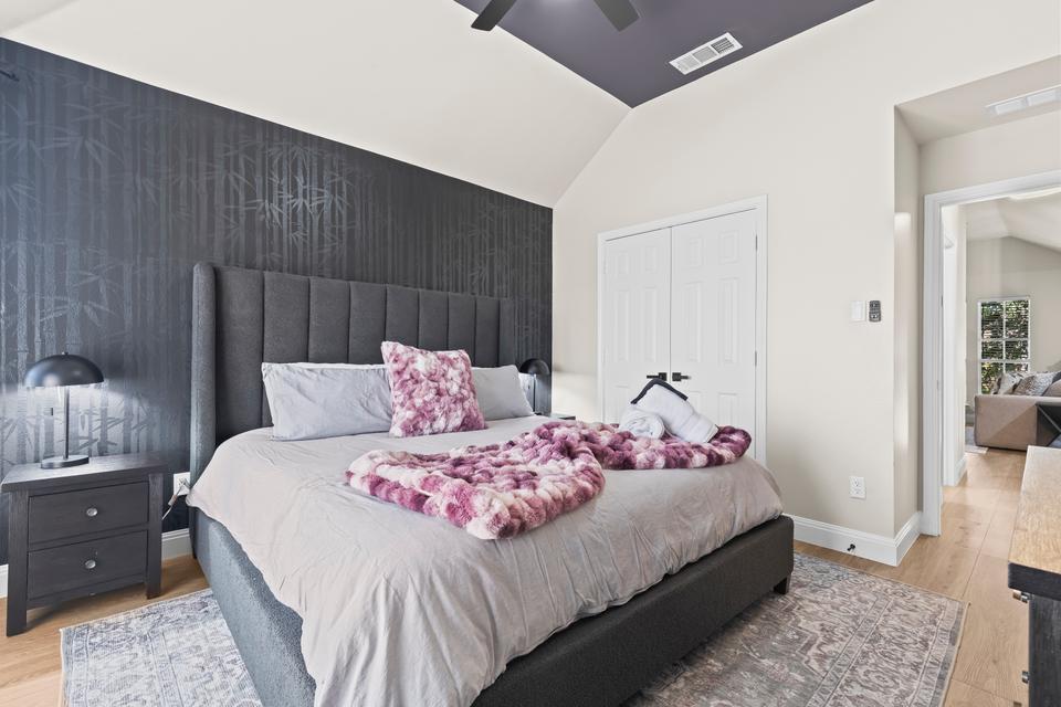 King Bedroom Grey - King Bedroom Grey 3