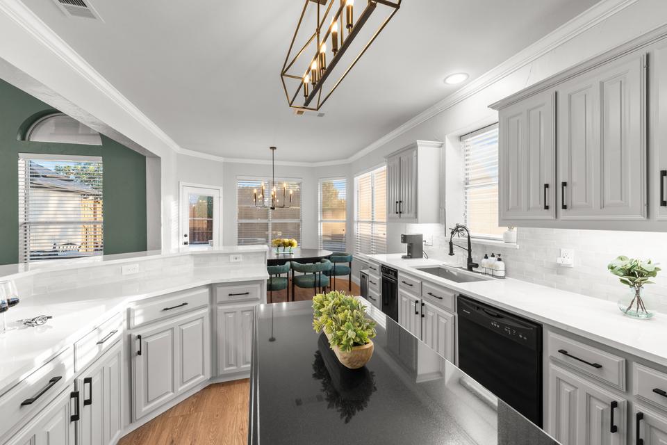 Kitchen - Kitchen 4