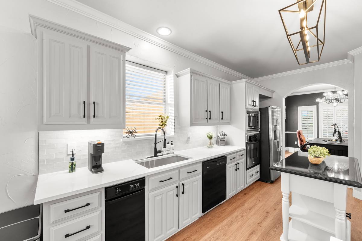 Kitchen 6