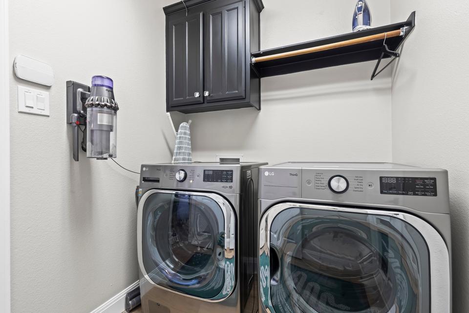 Laundry Room - Laundry Room 2