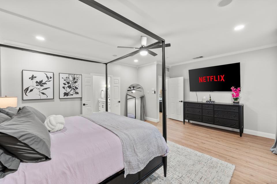 Master Bedroom - Master Bedroom 3