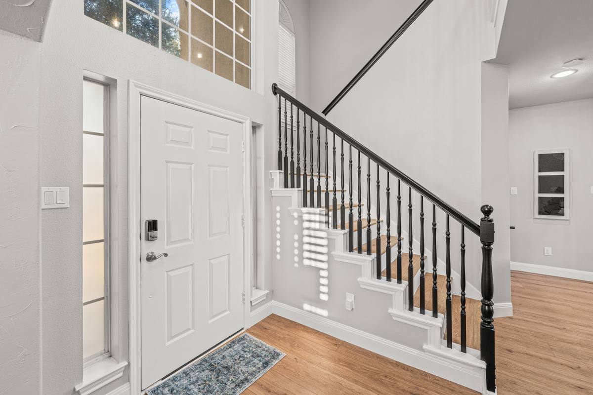 Misc – Entryway